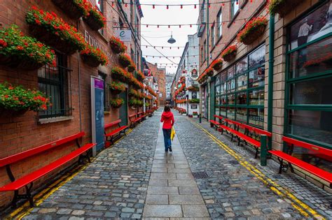 how big is belfast|Visit Belfast .
